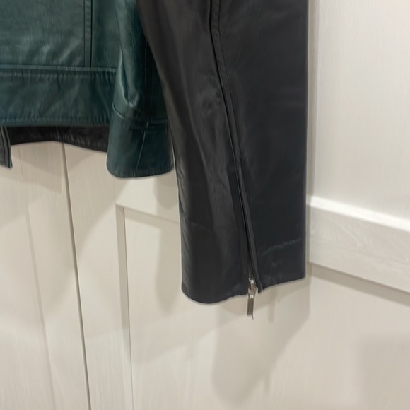 Danier Genuine Leather black and green Jacket Moto Style women’s large - Picture 9 of 13